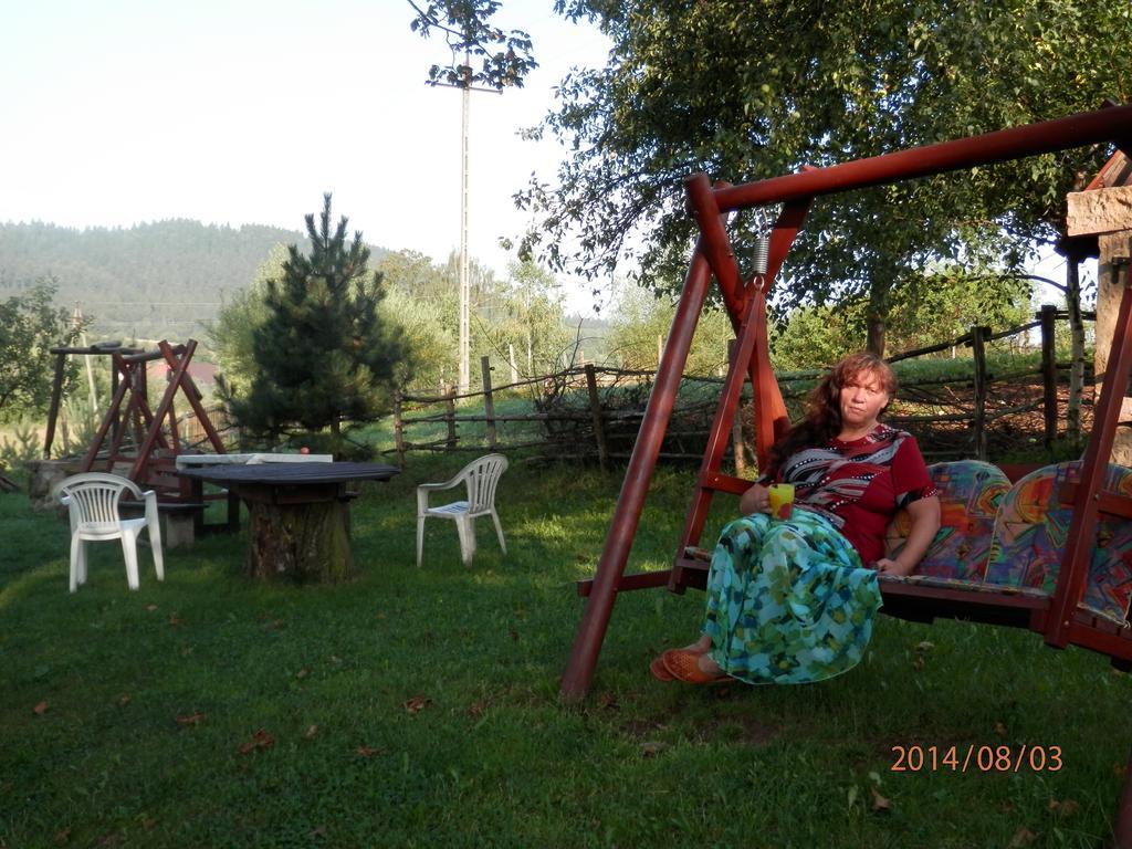 Zagroda Agroturystyczna Wiecha Mieroszow Extérieur photo