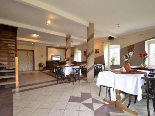 Zagroda Agroturystyczna Wiecha Mieroszow Extérieur photo